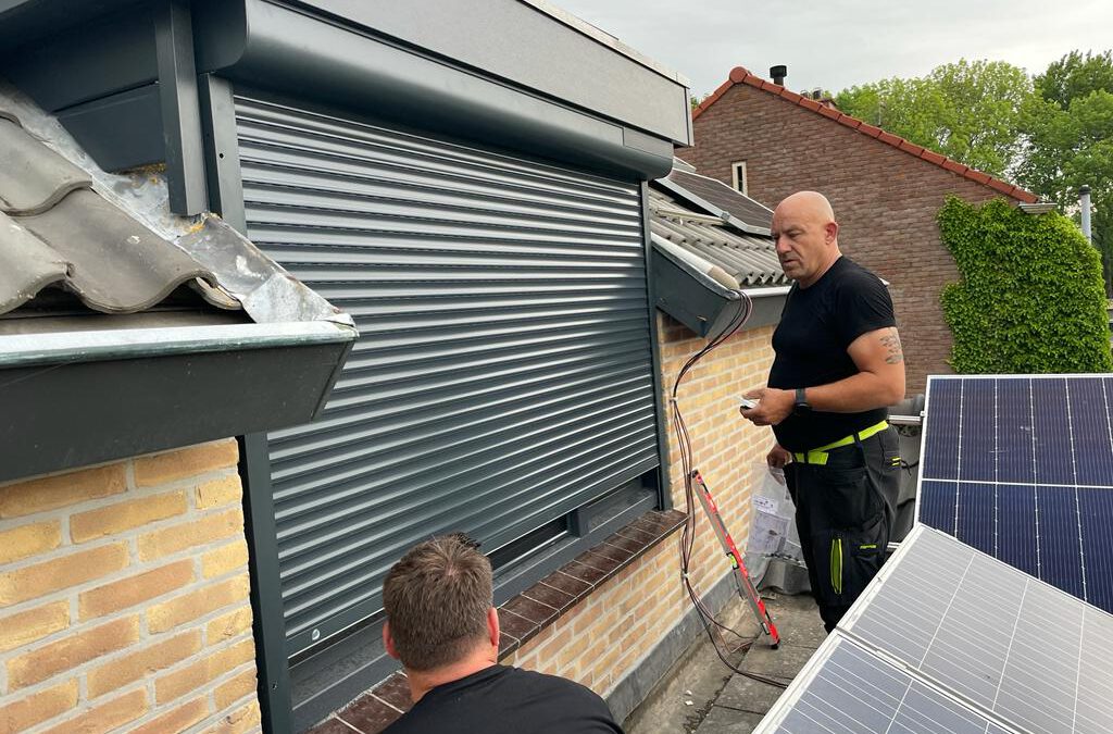 Rolluiken geplaatst Warmenhuizen